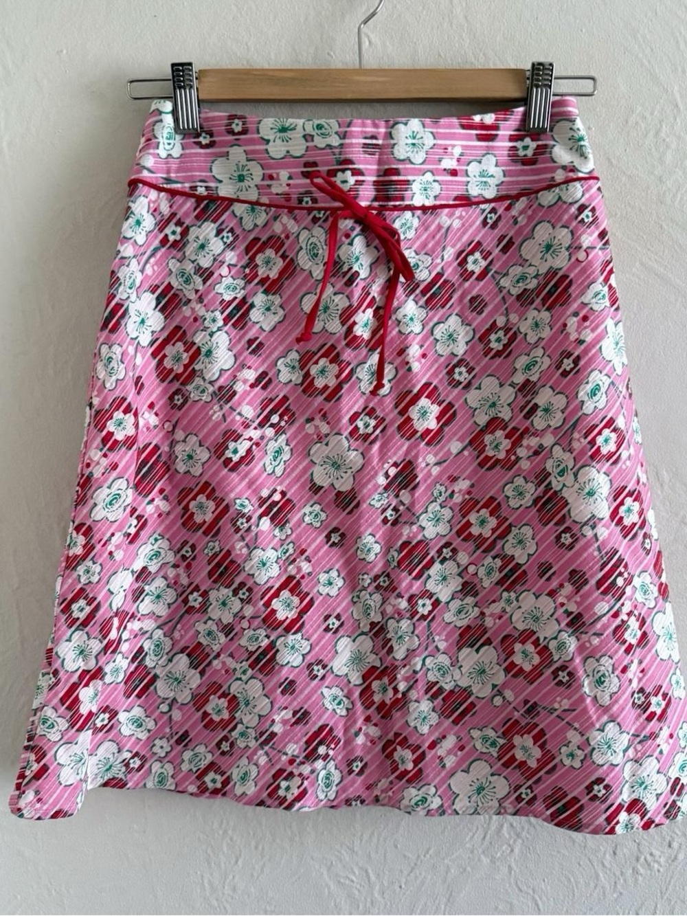 Y2K Pink Floral A-Line Skirt with Red Trim Size 2